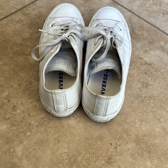 White leather converse - Picture 3 of 3